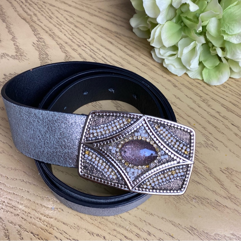 Chico’s belt